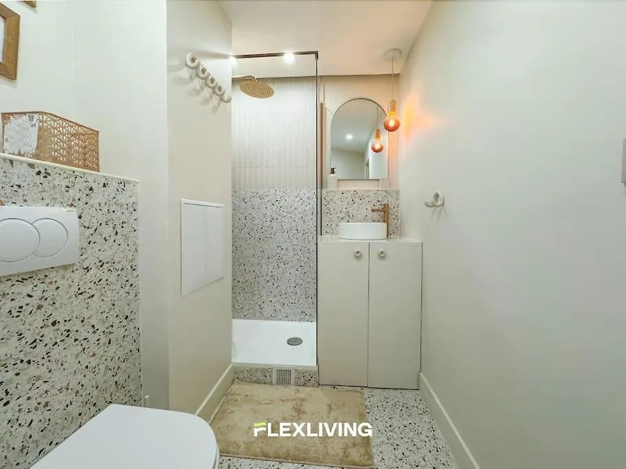 Luxury Studio In City Center Paris